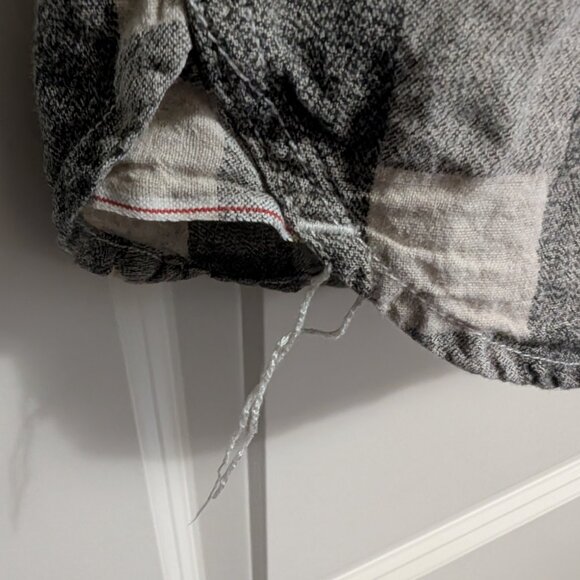 Pair of 3Sixteen short sleeve shirts (checks and floral) - Picture 5 of 8